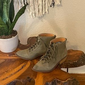 Dingo olive leather boots booties 10 women’s